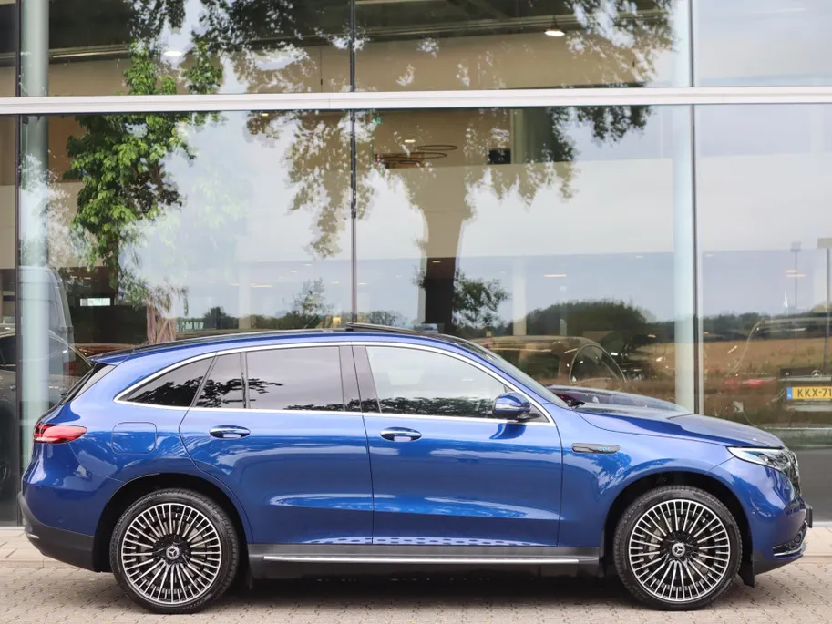 Mercedes-Benz EQC 400 4MATIC Premium Plus 80 kWh l Trekhaak l Keyless l Stoelverwarming