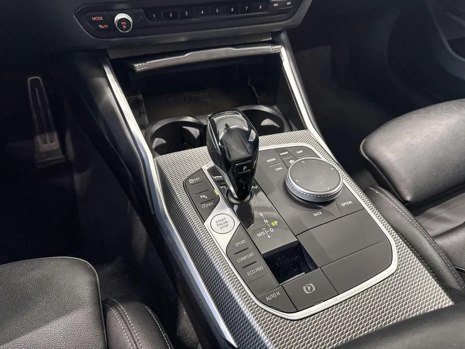 BMW 3 Serie Touring 320i High Executive Edition Model M Sport