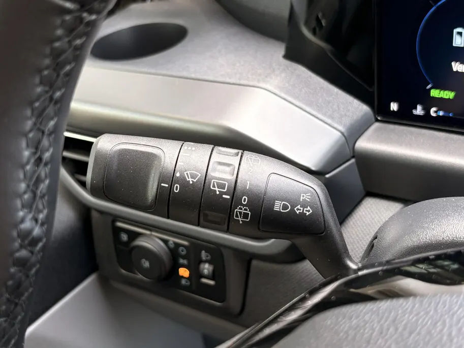 Ford Transit Custom Tourneo 340 2.5 PHEV L2H1 Titanium X 1850 KG Trekgewicht I LUXURY PACK I TREKHAAK I DRIVER ASSISTANCE PACK I APPLE CARPLAY / ANDROID AUTO I