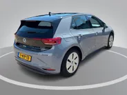 Volkswagen ID.3 Pure 150pk 45 kWh · SOH 93,6 · Apple/Android Car Play · Navigatie · P-Sensoren · ACC · Stoel-& Stuurverwarming ·