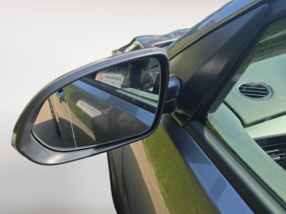 Kia Stonic 1.0 T-GDi MHEV DynamicPlusLine | Navigatie | Climate control | Stoel + Stuur verwarming | Parkeer camera achter