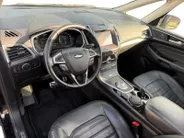 Ford Galaxy 2.5i HEV | Dealer onderhouden | Automaat | Pano dak | BLIS | 7 persoons | Lederen bekleding | Winter pack | Parkeersensoren voor en achter | Achteruitrijcamera | Cruise control | Apple carplay & Android auto | Privacy glas | Bovag garantie |