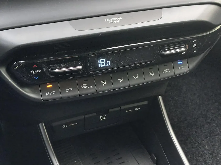 Hyundai Bayon 1.0 T-GDI 48V Premium / Navi / Cruise en Climate Control