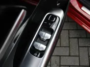 Mercedes-Benz C-Klasse Estate 180 Business Line | Stoelverwarming | Camera | Elek. stoelverstelling + achterklep | Draaloze telefoonlader | 17” LM | LED | Clima | Navi |