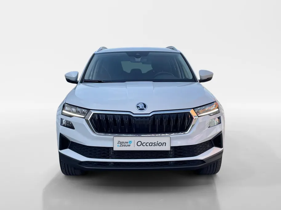 Škoda Karoq 1.5 TSI ACT Business Edition | Lichtmetalen velgen| Parkeer sensoren| Automaat| Camera| Cruise Control| Zeer ruime auto in super nette staat