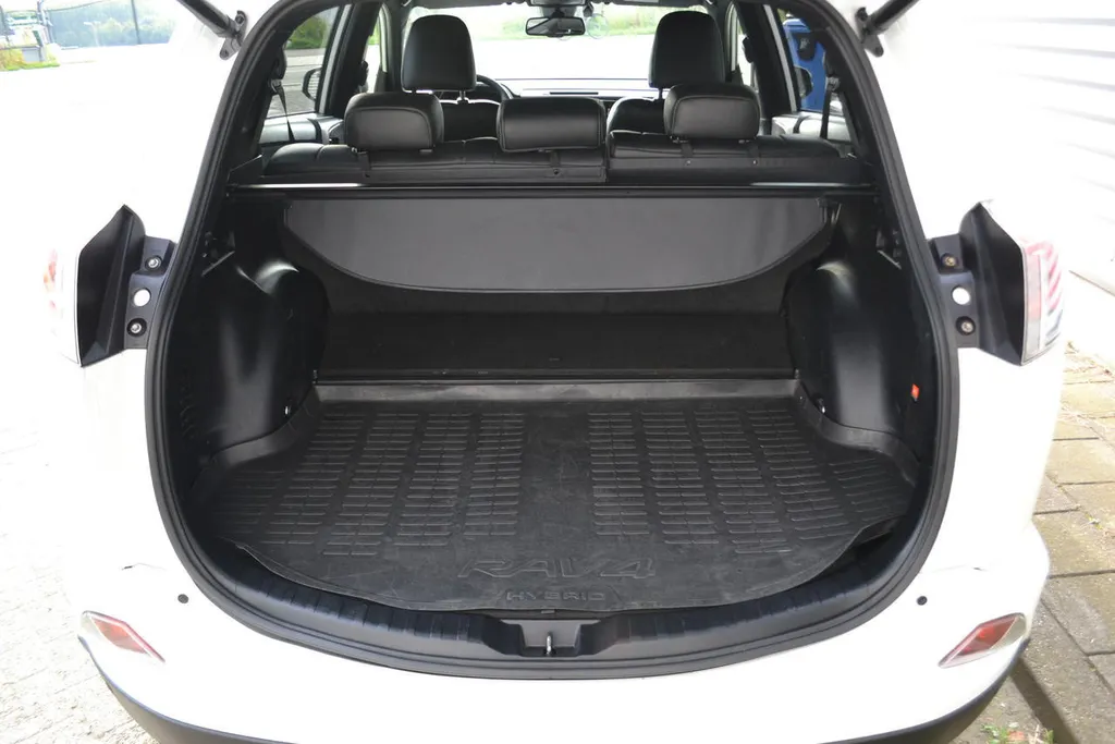 Toyota RAV4 2.5 HYBRID AWD EXECUTIVE|LUXE|TREKHAAK