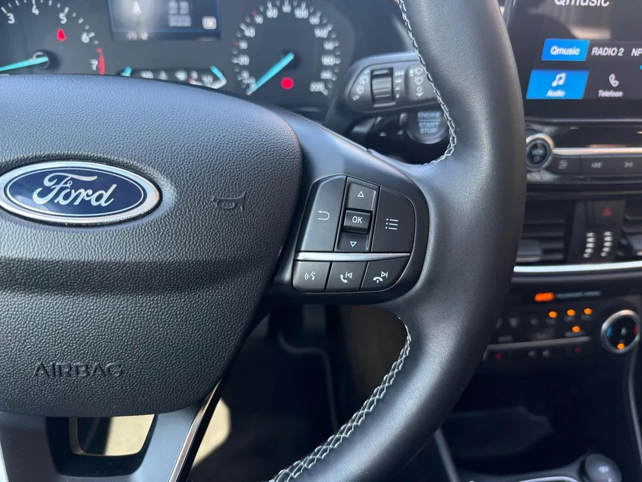 Ford Fiesta 1.0 EcoBoost Hybrid Titanium | NL Auto | Winter Pack | Comfort Pack | Apple Carplay & Android Auto | Cruise Control | PDC |