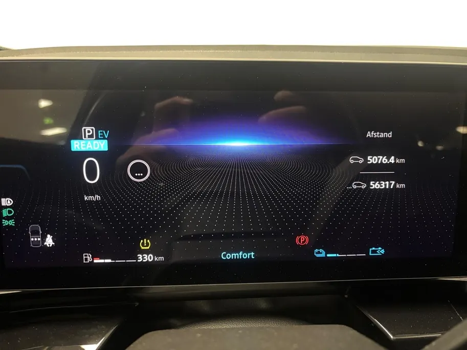 Renault Austral 1.2 E-Tech full hybrid 200 techno NAVI AIRCO CAMERA CRUISE CONTROLE ELECTRISCHE STOELEN STOELVERWARMING STUURVERWARMING MASSAGE STOEL ZEER MOOIE AUTO
