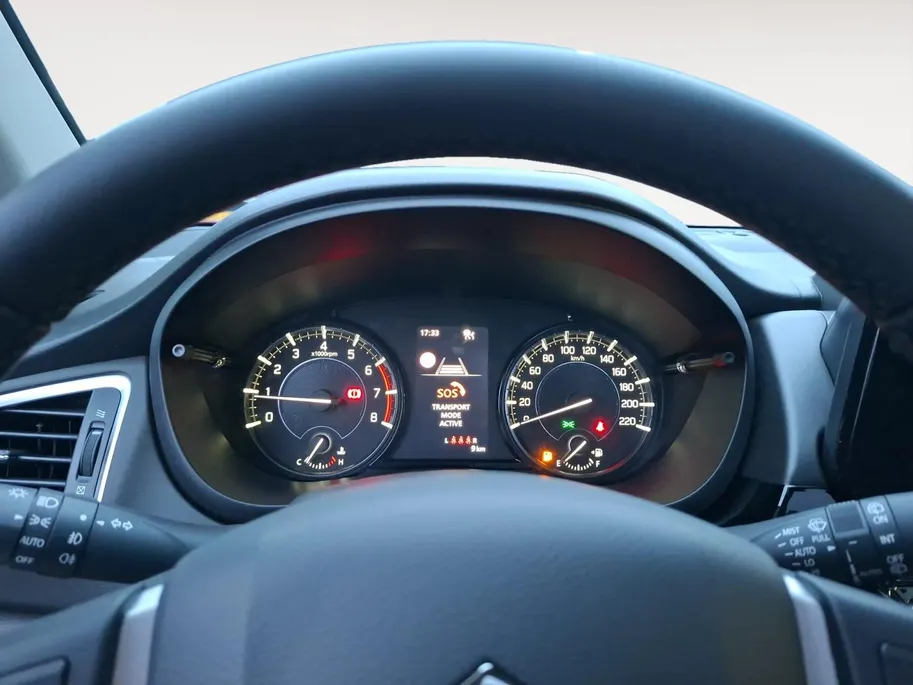 Suzuki S-Cross 1.4 Boosterjet Style Smart Hybrid | €2000.- korting | Direct leverbaar | Kantel / schuifdak | Navigatie | Hoge instap