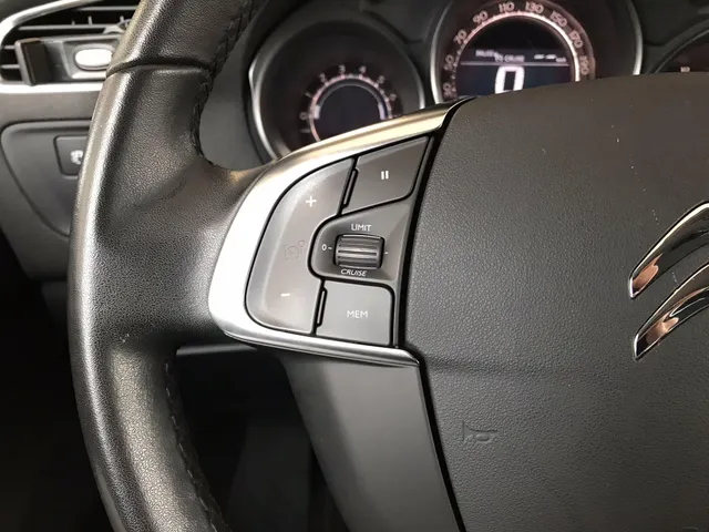 Citroën C4 PureTech 130pk Feel Edition