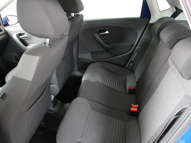 Volkswagen Polo 1.4-16V Comfortline Automaat Airco | Cruise Control | Centrale vergrendeling | Goed onderhouden