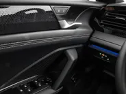 Volkswagen Tiguan Limited Edition 1.5 eHybrid 204 PK 6 versn. DSG · Design Pakket Dark · Trekhaak inklapbaar, met elektrische ontgrendeling, incl. aanhangermanoeuvreerhulp Trailer Assist · Voorraad OUTLET · Prijs is inclusief inruilpremie ·