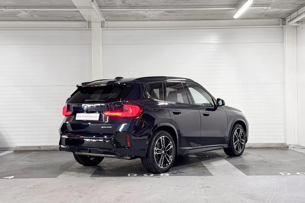 BMW X1 xDrive25e