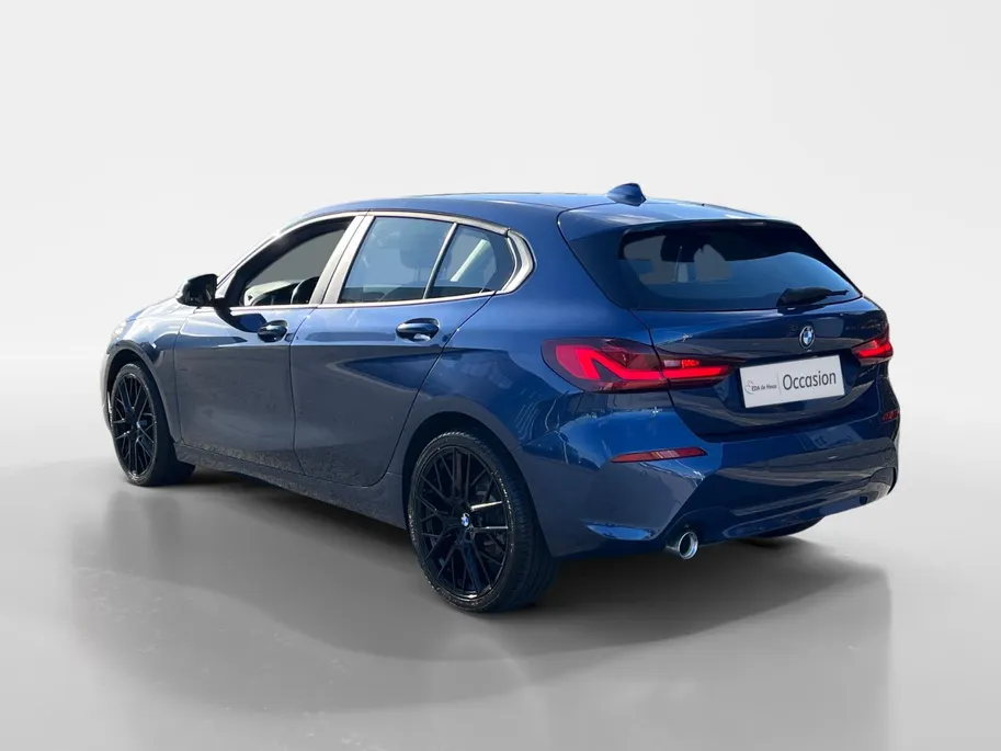 BMW 1 Serie 116i Introduction Edition 1e eigenaar | 18' M Sport velgen | Carplay | Cruise Control | Navi | Parkeersensoren | Digitale Cockpit | Etc.