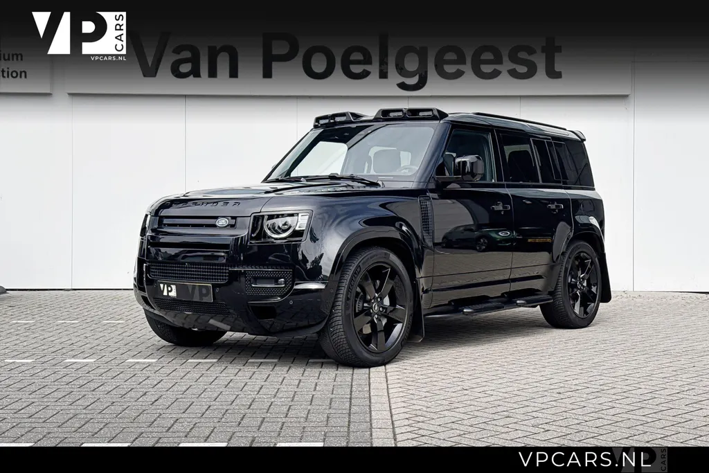 Land Rover Defender 110 2.0 P300e 110 X-Dynamic HSE