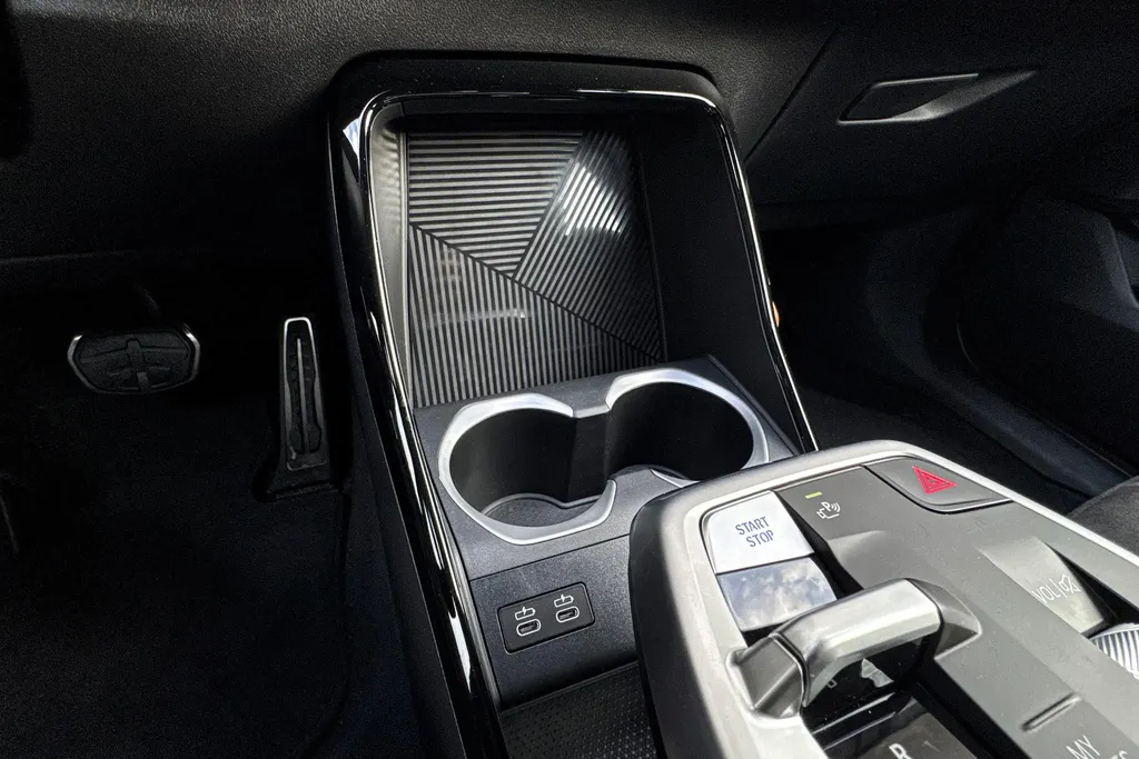 BMW iX1 eDrive20 67 kWh M Sport Edition