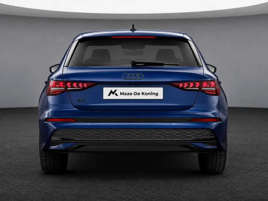 Audi A3 TFSI Advanced edition 116 PK MMI experience plus · Optiekpakket zwart plus · Privacy glas