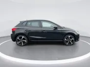 SEAT Ibiza FR Business Connect 1.0 EcoTSI 70 kW / 95 PK Hatch 5 deurs | 5 versn. handbak |  18 inch lichtmetalen velgen | Herwaardering | Privatelease 420,- Per maand!