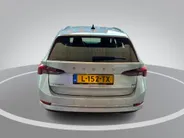 Škoda Octavia Combi 1.4 TSI iV PHEV 204pk DSG Business Edition · Stuur- & Stoelverwarming · Apple/Android Car Play · Cruise Control · Elek. Achterklep · Draadloze Telefoonlader ·