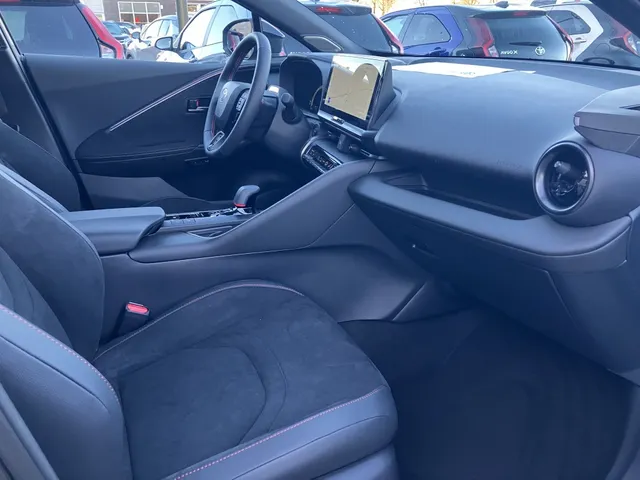Toyota C-HR 2.0 PHEV 220 GR SPORT | JBL | Headup ( nieuw uit voorraad)