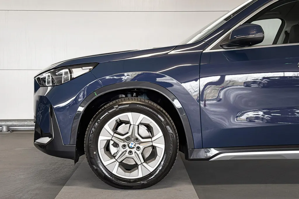 BMW iX1 eDrive20 Pure Edition 67 kWh