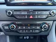 Kia Niro 1.6 GDi Hybrid BusinessLine | Zeer compleet | Stoel & stuurverwarming | Navigatie | Achteruitrijcamera | All-season banden |