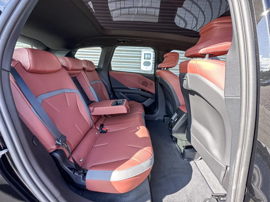 BMW iX3 40 eDrive 83 kWh