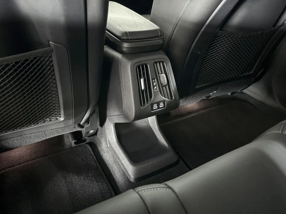 BMW iX1 xDrive30 Launch Edition 67 kWh