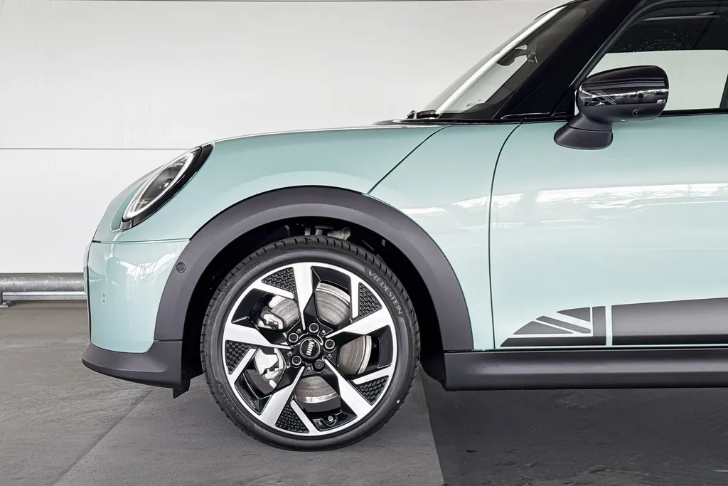 MINI Cooper 3-deurs 2.0 Cooper S Classic L