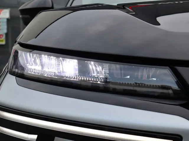 Mitsubishi Eclipse Cross Intense+ 87 kWh | Stuur/Stoel Verwarming | 360* Camera