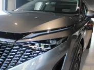 Nissan QASHQAI 1.5 e-Power Business Design | 190pk | Naviagatie | 360grd camera | Apple carplay & Android auto | pdc voor en achter | 18inch LM wielen | Dodehoek sensoren |
