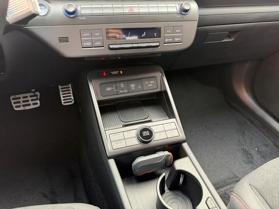 Hyundai Kona 1.6 GDI HEV N Line Z&Z TOPDEAL VAN €43.090,- NU VOOR €38.090,- |