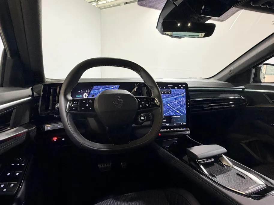 Renault Espace 200PK E-Tech Full Hybrid Esprit Alpine 7p. AT | Navi | Camera | Climate Control | Adaptive Cruise Control | Apple CarPlay/Android Auto | Digital Cockpit | Lichtmetalen Velgen | Licht & Regen Sensor |
