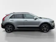 Kia Niro 1.6 GDi Hybrid DynamicPlusLine | Cruise Control | Climate Control | Open Dak | Camera | Stoelverwarming | Stuurverwarming | Elektrische Kofferbak | Trekhaak |