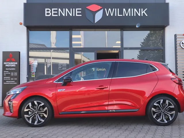 Mitsubishi Colt 1.6 HEV Intense+ Adaptive Cruise | Keyless | All Seasons
