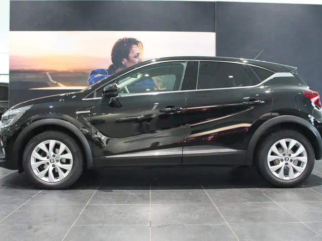 Renault Captur 1.3 TCe 140 PK Intens | Automaat | 4 seizoensbanden | parkeersensoren achter | LM Velgen | Multisense | ECC |