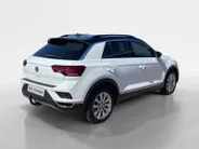 Volkswagen T-Roc 1.5 TSI Sport | AUTOMAAT | TREKHAAK | STOELVERWARMING | LM VELGEN | NAVIGATIE |