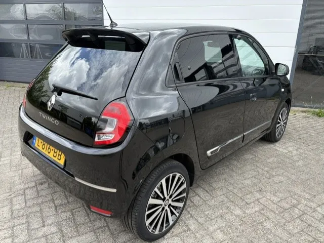 Renault Twingo 1.0 SCe Intens | Camera achter | LM Velgen | Climate controle | metallic lak |