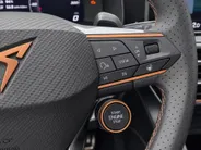 CUPRA Formentor 1.5 TSI e-Hybrid 204pk DSG Essential · 360 Camera · Stuur- & Stoelverwarming · Elek. Bestuurdersstoel + Geheugen · Keyless · Apple/Android Car Play · Garantie t/m 14-11-2030 of 150.000km