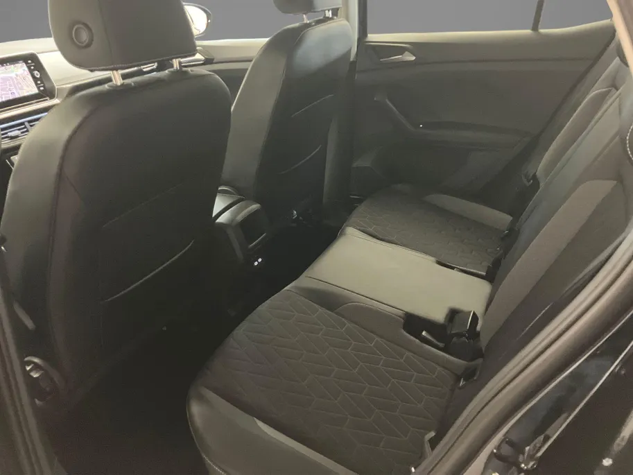 Volkswagen T-Cross 1.0TSI/95PK Goal · Navigatie · Apple/Android Car Play · Stoelverwarming · Garantie t/m 23-05-2027 · EXTRA INRUILKORTING ·