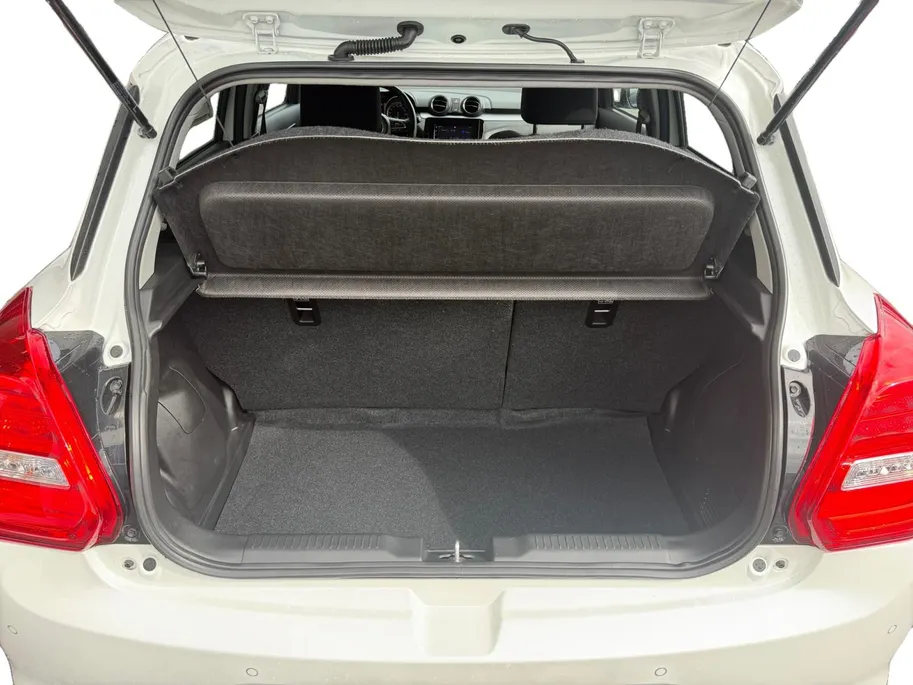 Suzuki Swift 1.2 Style Smart Hybrid | Adapt Cruise Control / Climate Control | Stoelverwarming | Camera | Navigatie |