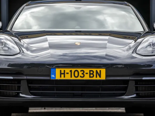 Porsche Panamera Sport Turismo Sport Chrono 2.9 4 E-Hybrid