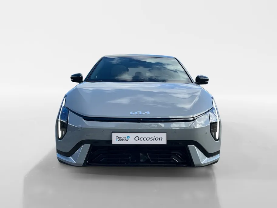 Kia EV4 GT-PlusLine 81.4 kWh | *584 WLTP* | *Meest Luxe uitvoering* | 360° Camera | Harman/Kardon Audiosystem | Schuif-/Kanteldak | Stoelverwarming-/Ventilatie | Memory Seats