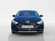 Hyundai i20 1.0 T-GDI Premium | Adaptive Cruisecontrol | Climate Control | Dodehoekdetectie | Stoel&Stuurwielverwarming | Camera | Parkeersensoren | Apple Carplay&Android Auto | BOSE Audio | 16' Lichtmetaal |