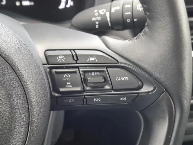 Toyota Yaris Cross 1.5 Hybrid 130 Dynamic PDC V+A | NAVI | rijklaarprijs !!