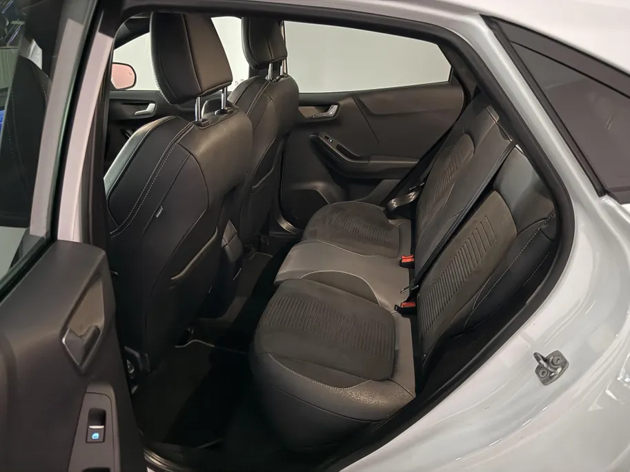 Ford Puma 1.5 EcoBoost ST-X | 200 PK | Full LED | Panoramadak | Trekhaak afneembaar | Driver Assistance Pack | Keyless Pack |