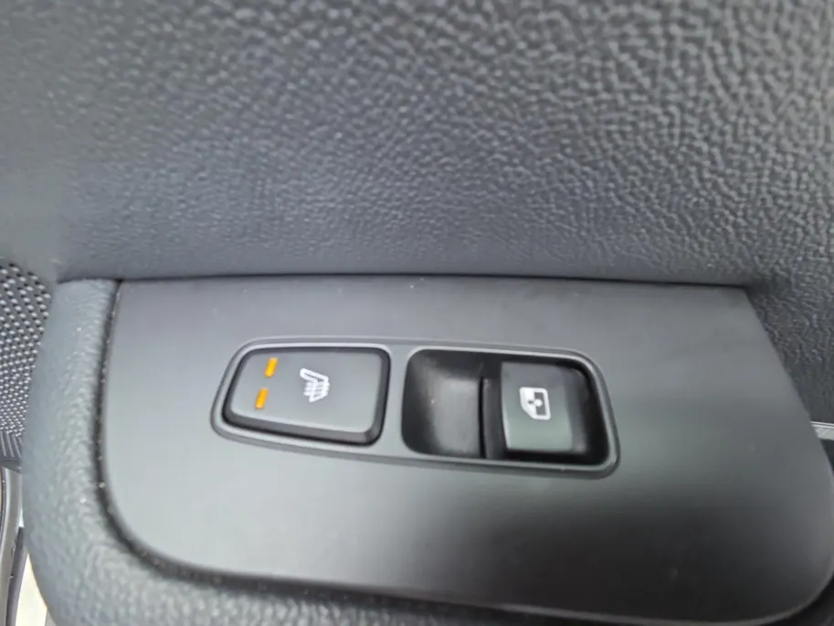 Kia XCeed 1.6i PHEV ExecutiveLine 1e Eigenaar | Dealer Onderhouden | Meest luxe uitvoering | Fabrieksgarantie | Stoelverwarming en Ventilatie | Carplay & Android | Camera | Dodehoek Detectie | Leder | Cruise Control Adaptief | Panorama Dak |