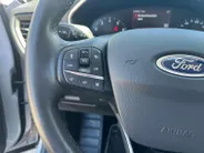 Ford Focus 1.0 EcoBoost Titanium Business | Dealer onderhouden | NL auto | Adapt. cruise control | Winter pack | Parkeersensoren voor en achter | Achteruitrijcamera | B&O audio | 17' lichtmetalen velgen | Bovag garantie |