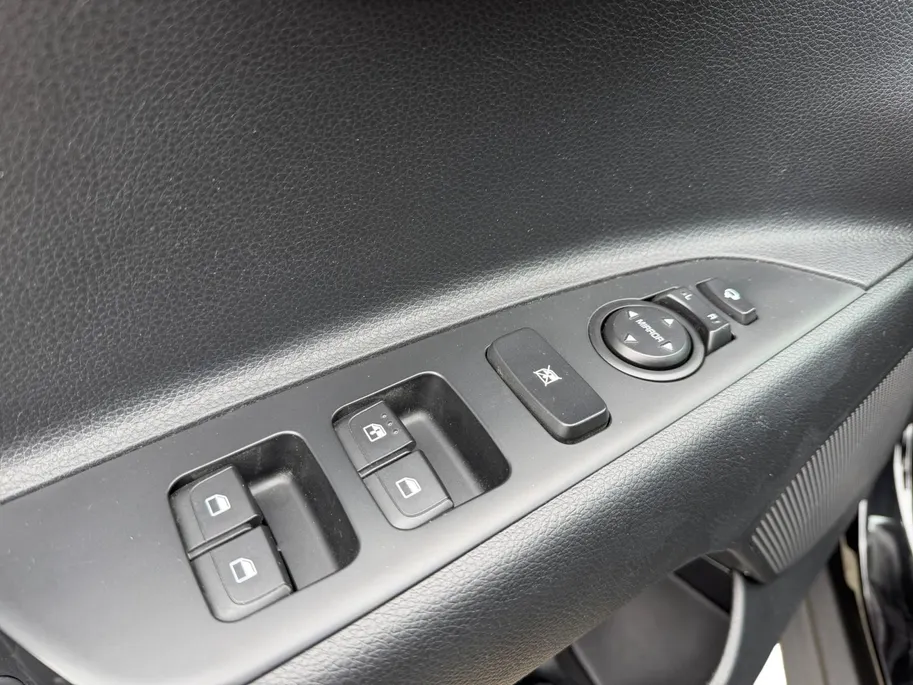 Kia Stonic 1.0 T-GDi MHEV DynamicPlusLine | GARANTIE T/M 2032! | Apple Carplay/Android Auto | keyless entry| Camera|