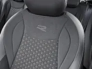 Volkswagen T-Roc 1.5eTsi/150PK R-Line · Trekhaak · Navigatie · Camera + Parkeersensoren · Stoelverwarming · Apple/Android Car Play · Garantie t/m 19-01-2028